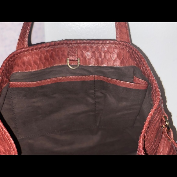 Python Skin Tote by Ximena Kavalekas - Real Snake - Picture 13 of 15